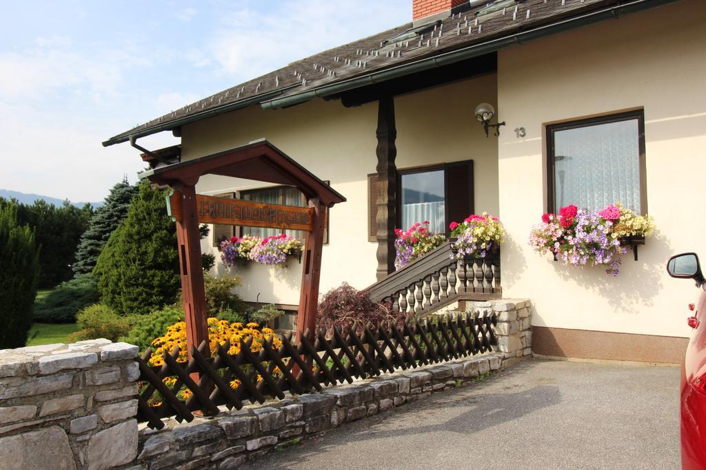 Fruehstueckspension Eichberger Pols Exterior photo